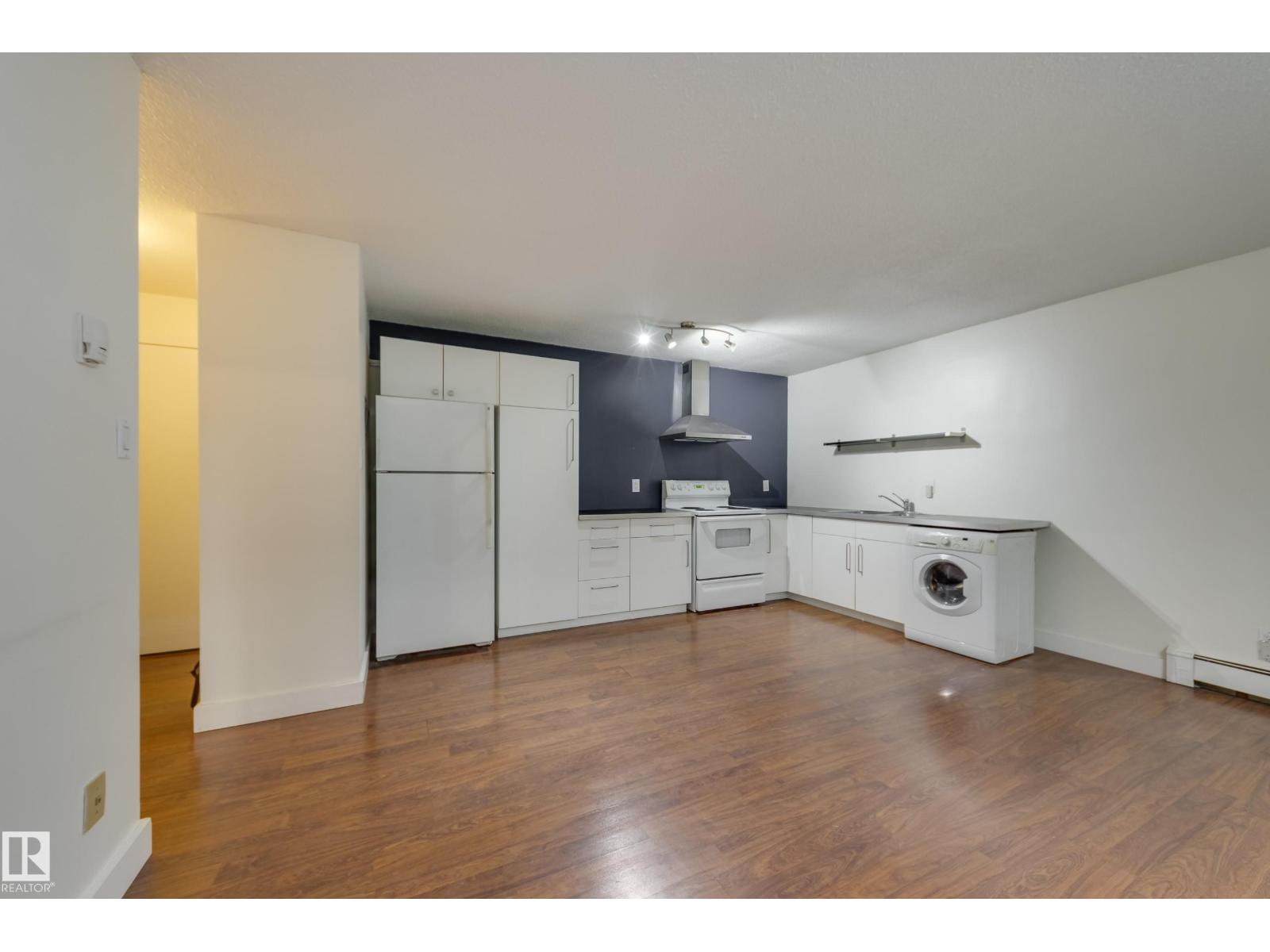 #5 10015 83 Av Nw, Edmonton, Alberta  T6E 2C3 - Photo 5 - E4458323