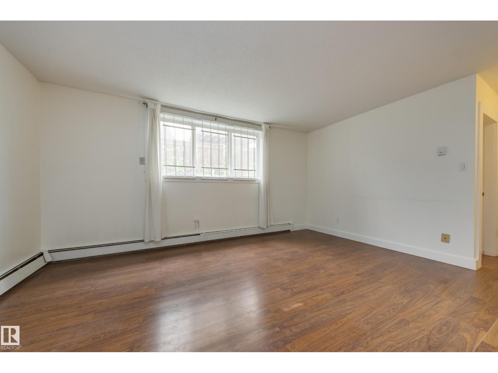 #5 10015 83 Av Nw, Edmonton, Alberta  T6E 2C3 - Photo 8 - E4458323
