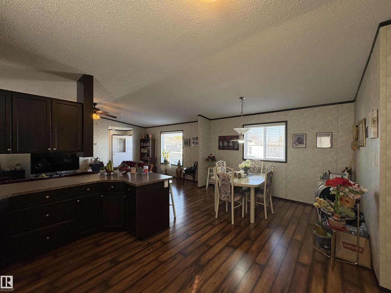 419 Oak Ridge Cr Nw, Edmonton, Alberta  T6P 0B3 - Photo 5 - E4458325