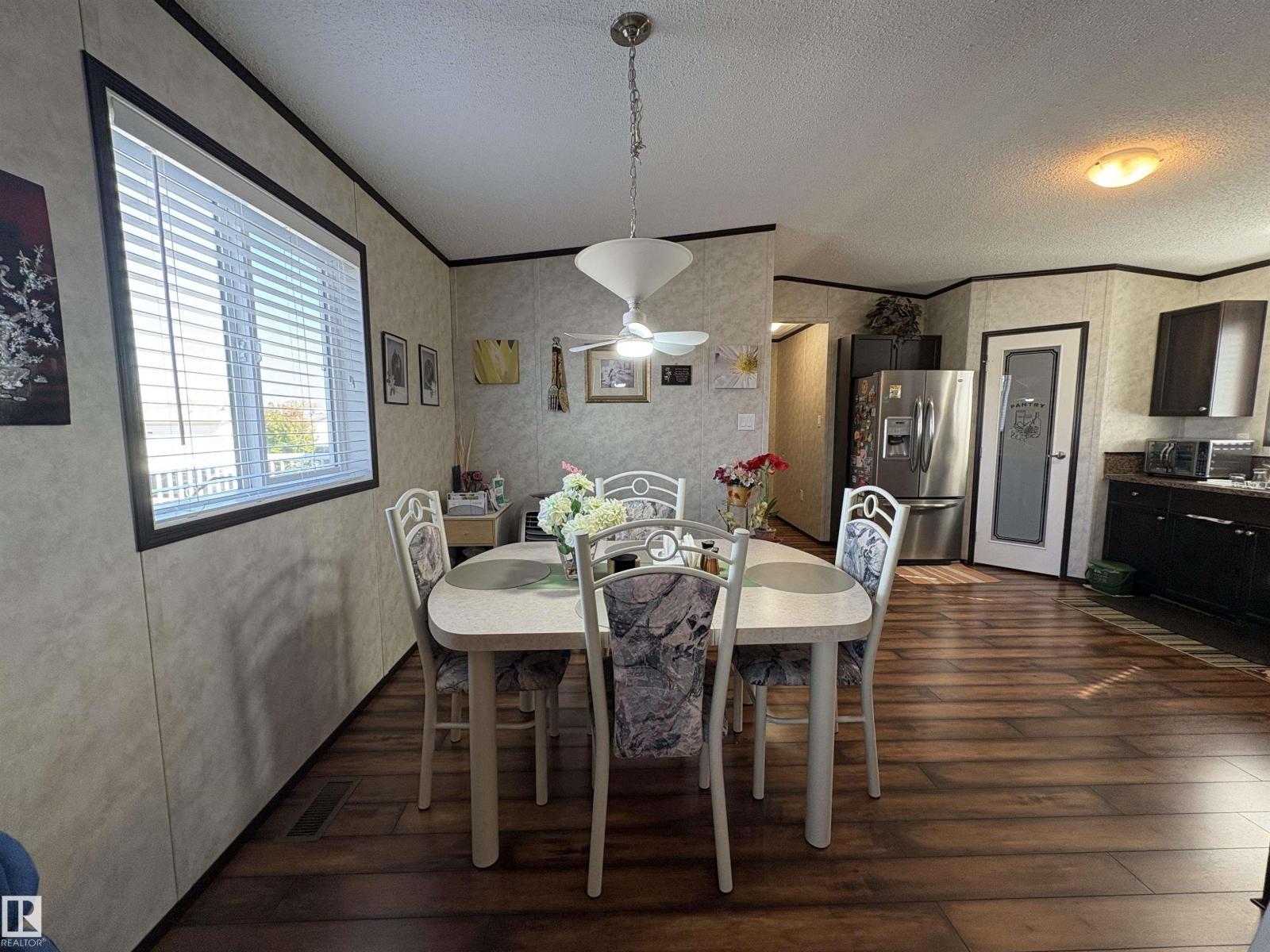 419 Oak Ridge Cr Nw, Edmonton, Alberta  T6P 0B3 - Photo 9 - E4458325