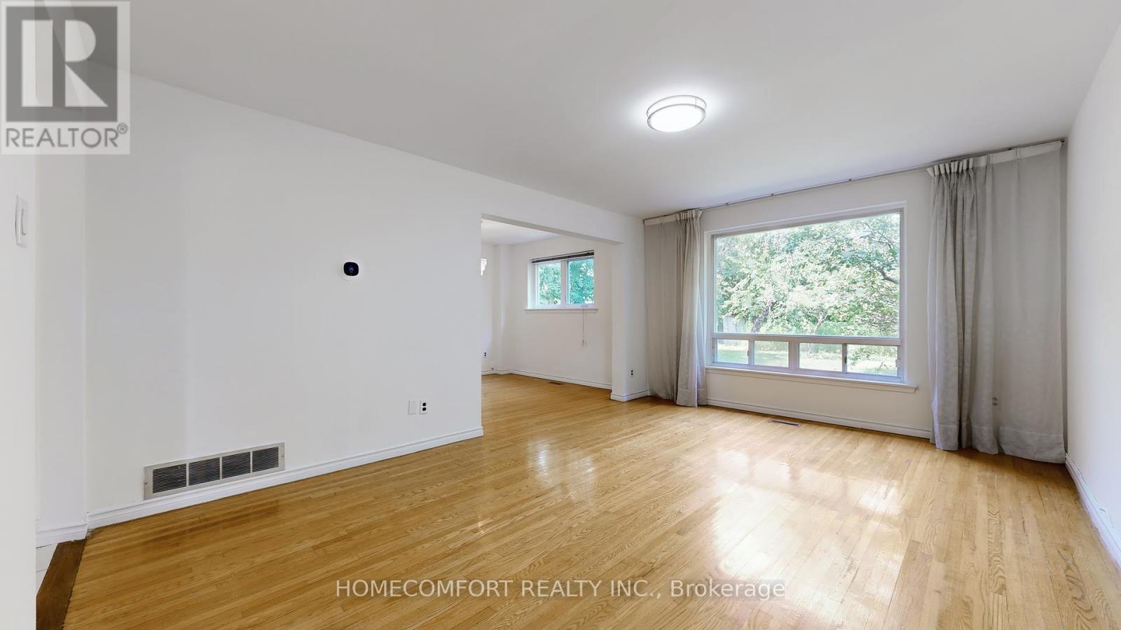 288 Woodsworth Road, Toronto (St. Andrew-Windfields), Ontario  M2L 2T6 - Photo 6 - C12412088
