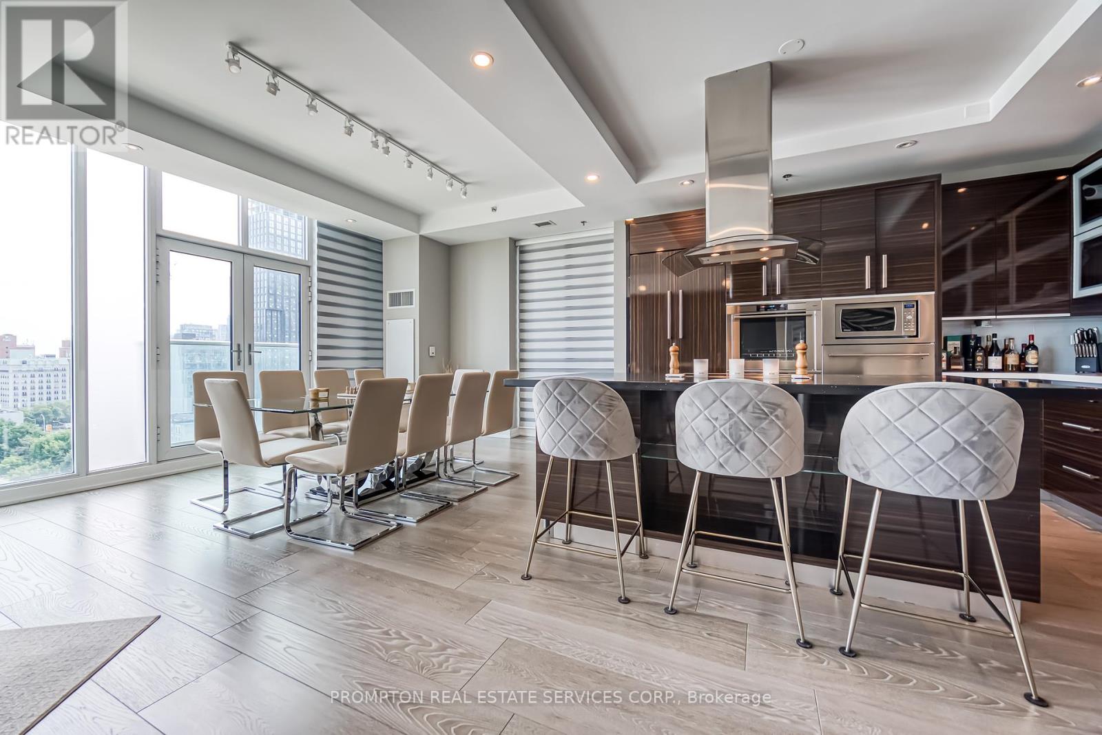 1105 - 220 George Street, Toronto, Ontario  M5A 2N1 - Photo 12 - C12412136