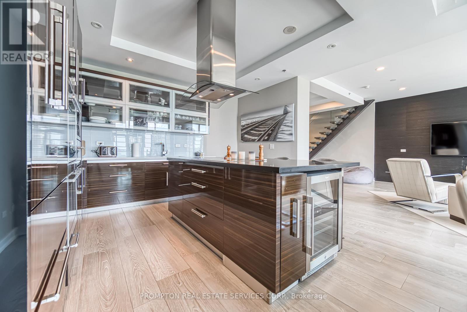 1105 - 220 George Street, Toronto, Ontario  M5A 2N1 - Photo 16 - C12412136