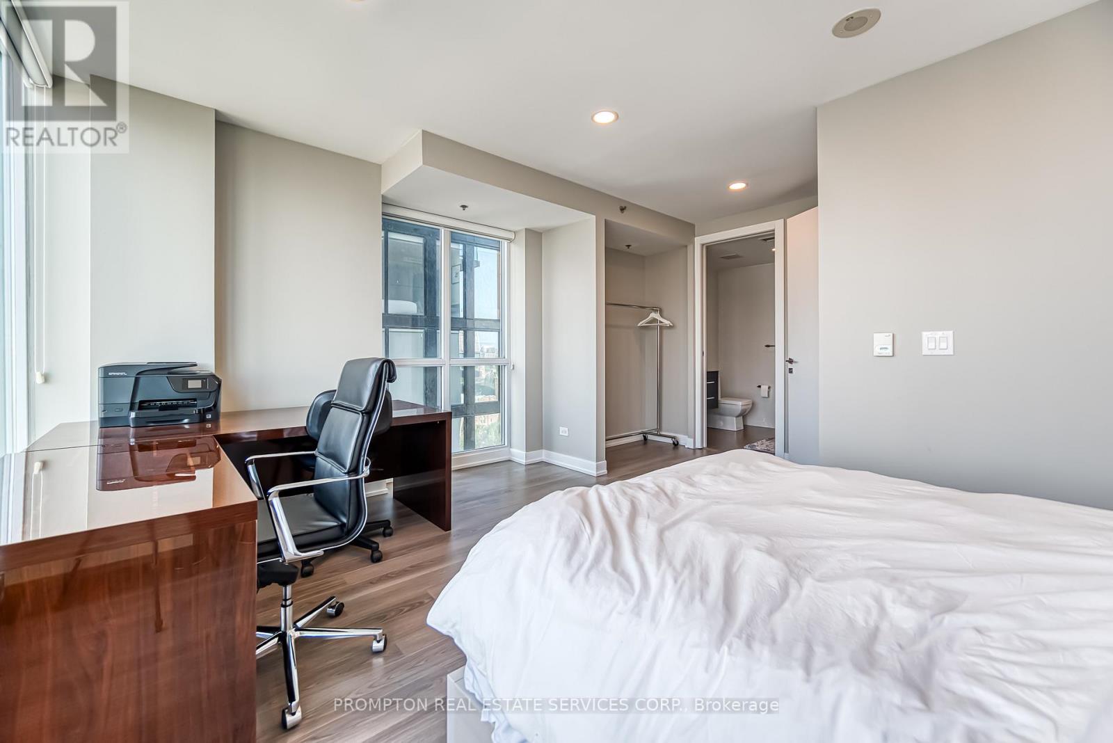 1105 - 220 George Street, Toronto, Ontario  M5A 2N1 - Photo 31 - C12412136