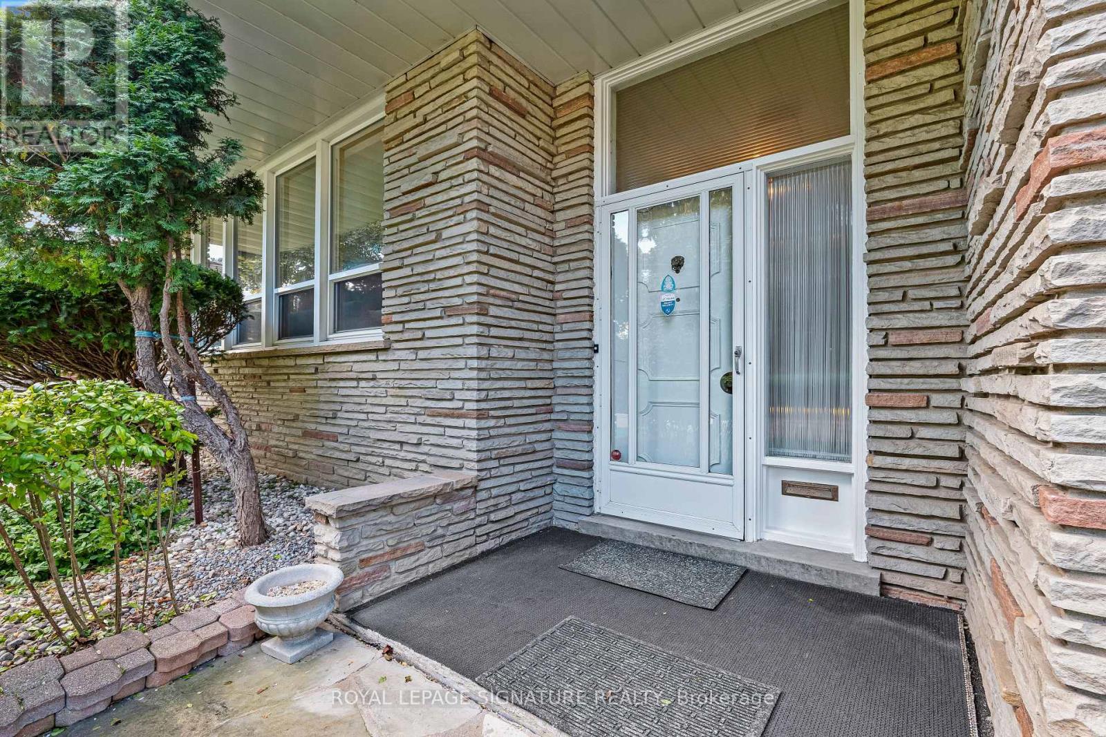186 Burbank Drive, Toronto (Bayview Village), Ontario  M2K 1P4 - Photo 30 - C12412164
