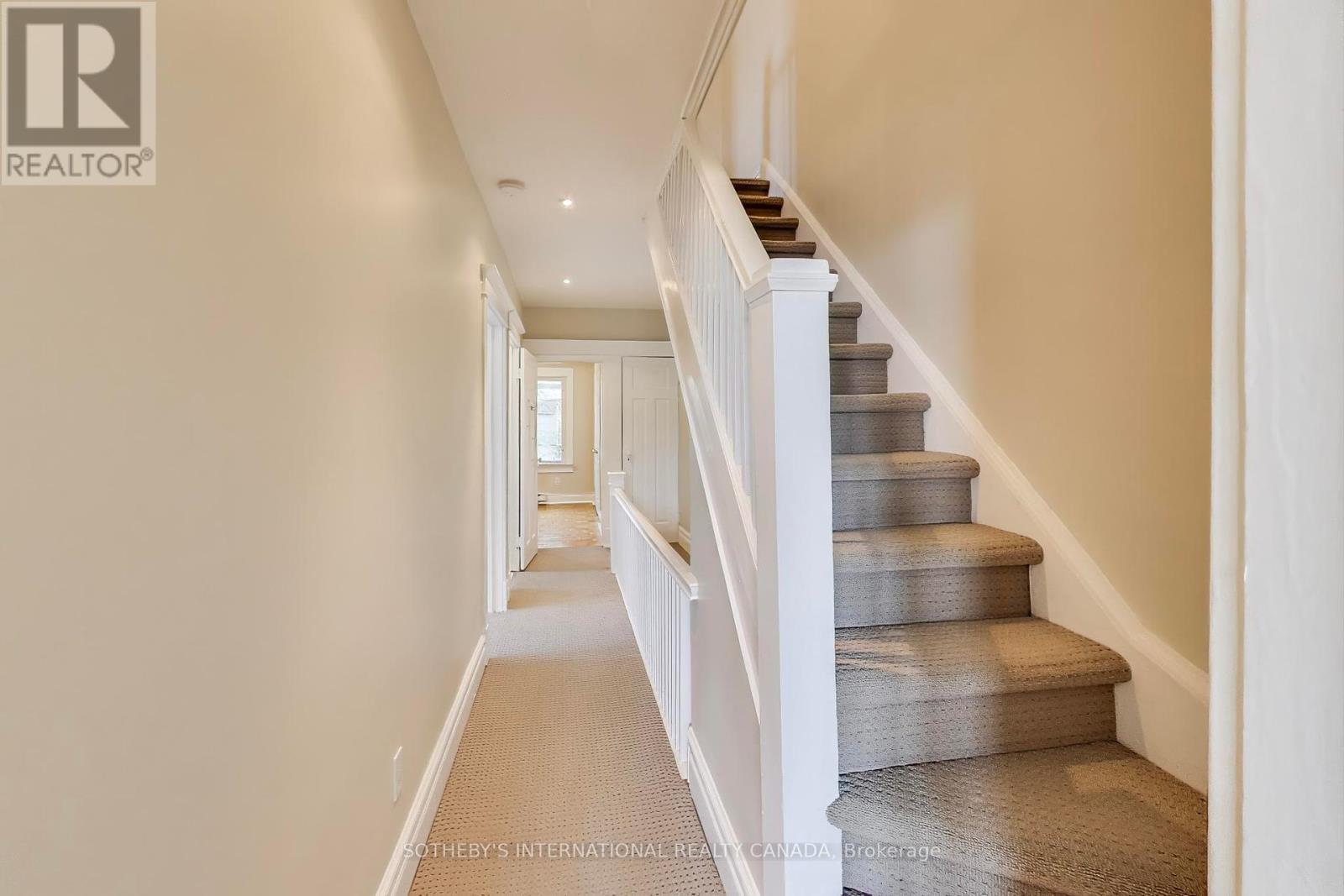 159 Glenmount Park Road, Toronto, Ontario  M4E 2N3 - Photo 16 - E12412128
