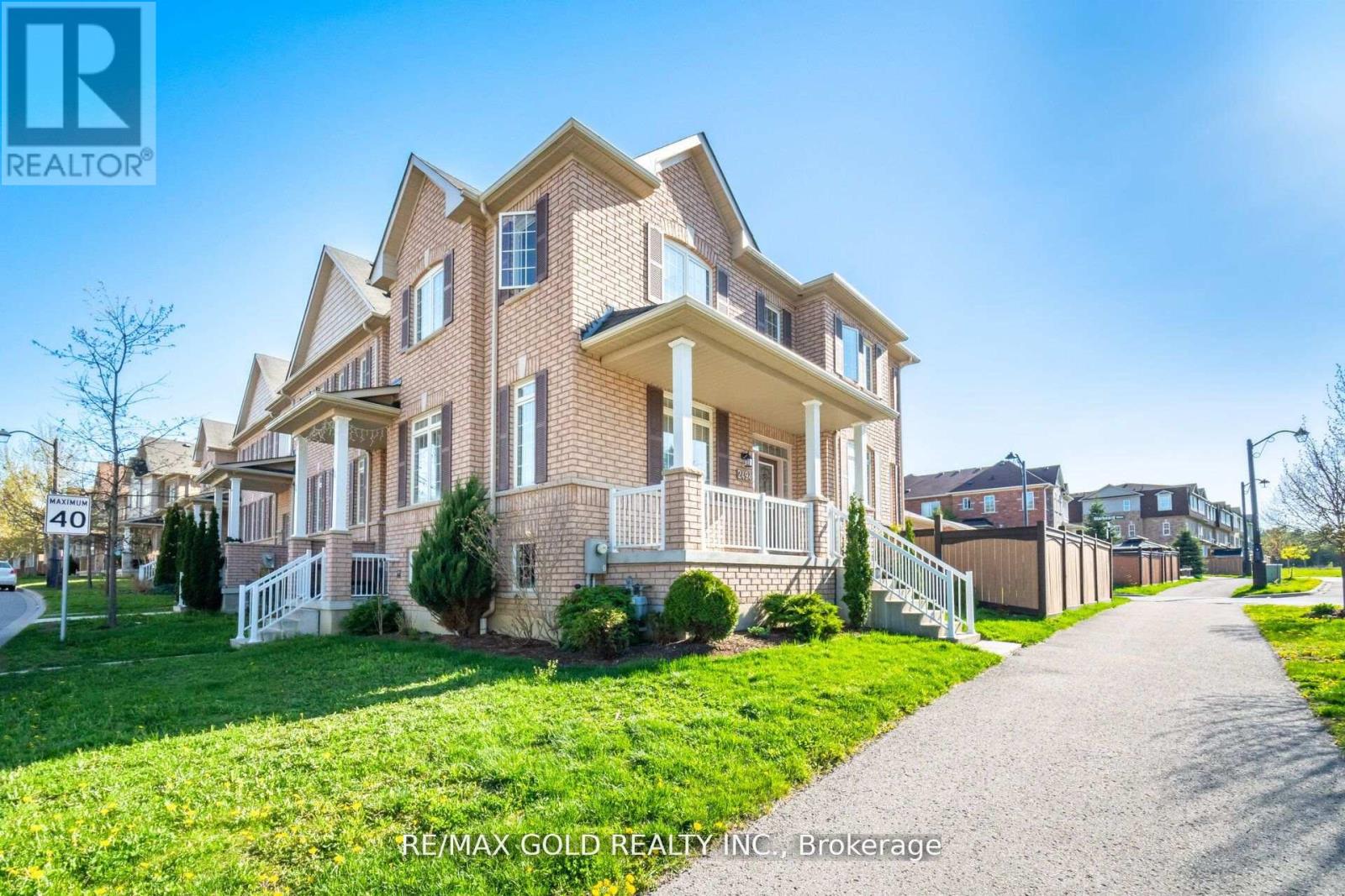 2494 Earl Grey Avenue, Pickering, Ontario  L1X 0B9 - Photo 43 - E12412133