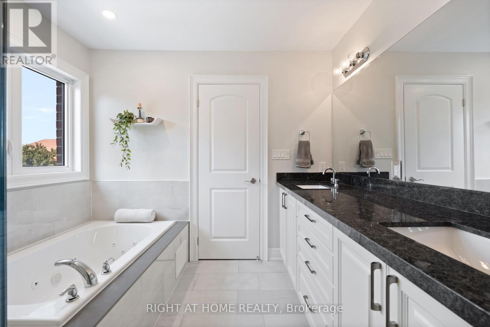 20b Leafield Street, Toronto, Ontario  M1W 2T2 - Photo 20 - E12412140