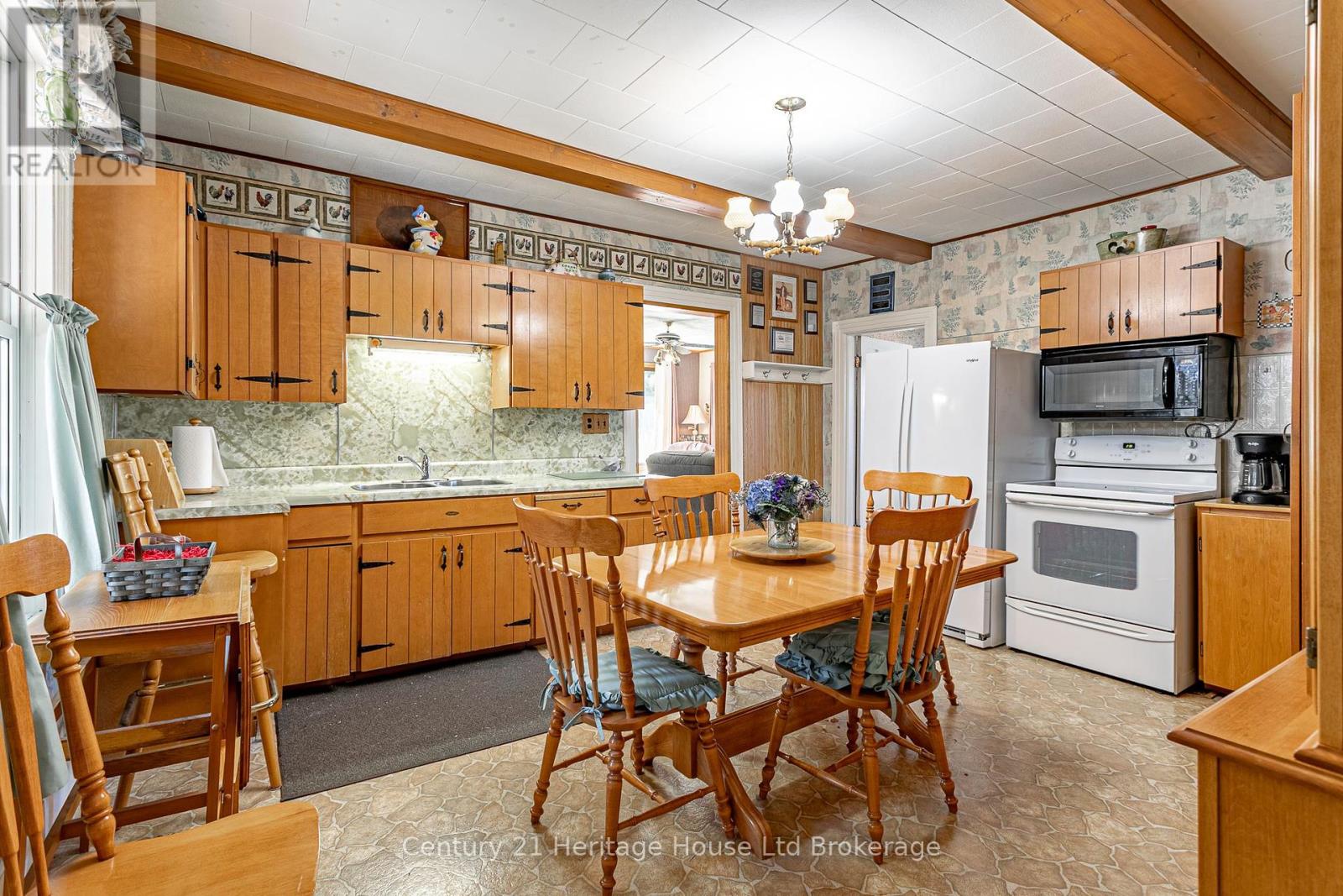 127 Clarke Street N, Woodstock, Ontario  N4S 7M6 - Photo 9 - X12412280