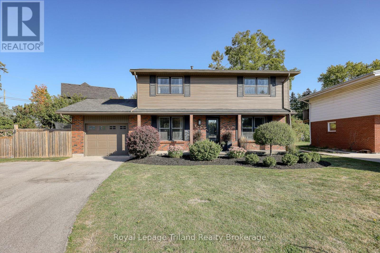 1 BRICKWOOD BOULEVARD, Ingersoll, Ontario