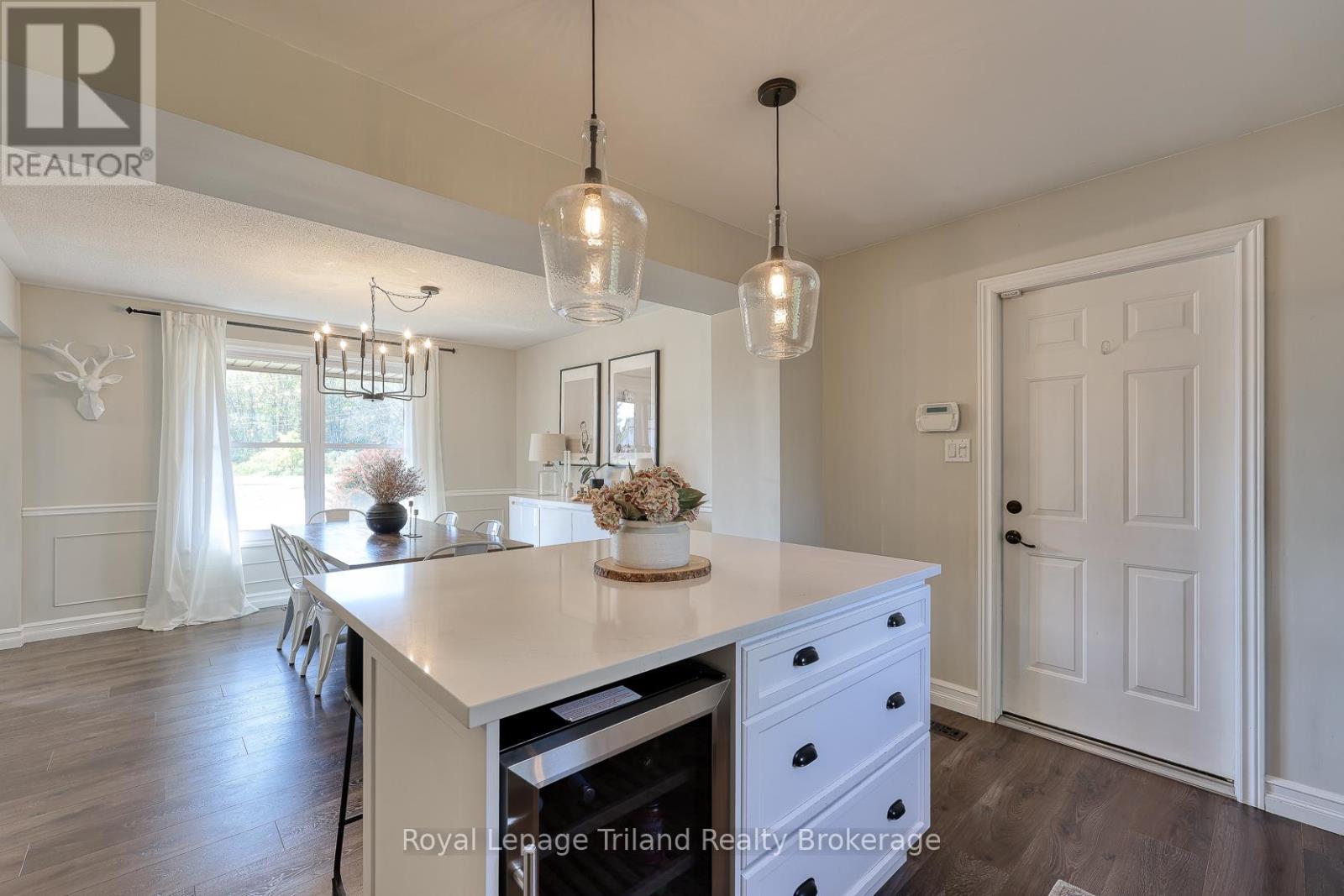 1 Brickwood Boulevard, Ingersoll, Ontario  N5C 3S1 - Photo 17 - X12412285