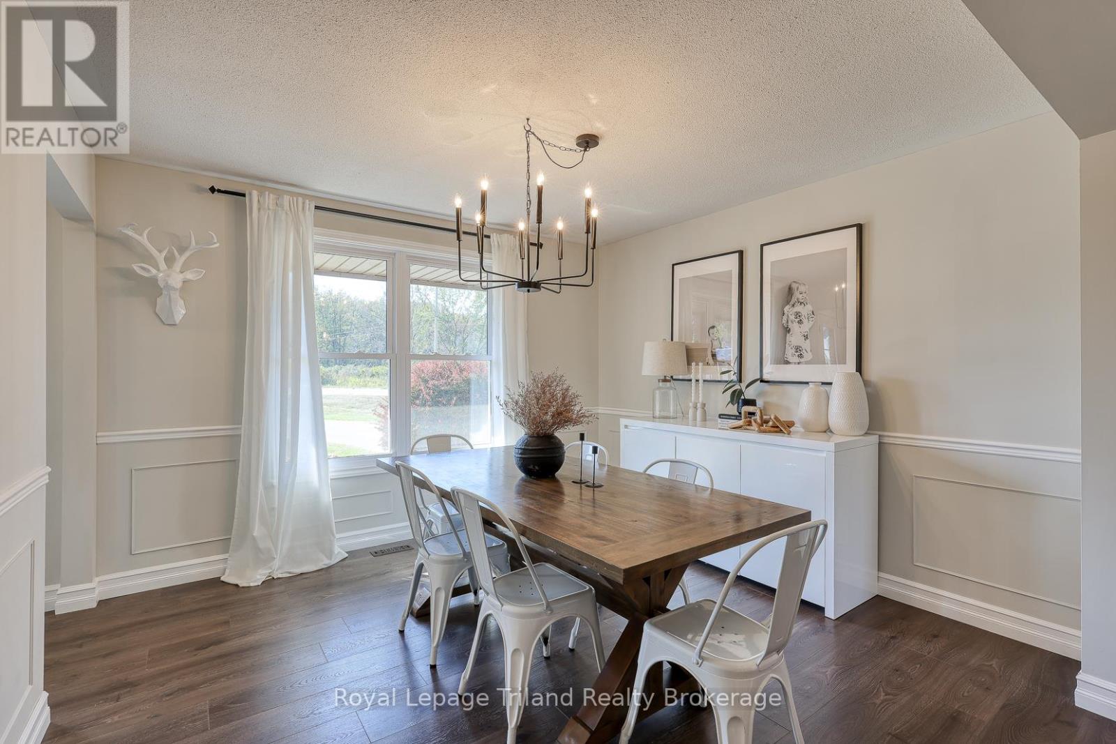 1 Brickwood Boulevard, Ingersoll, Ontario  N5C 3S1 - Photo 19 - X12412285
