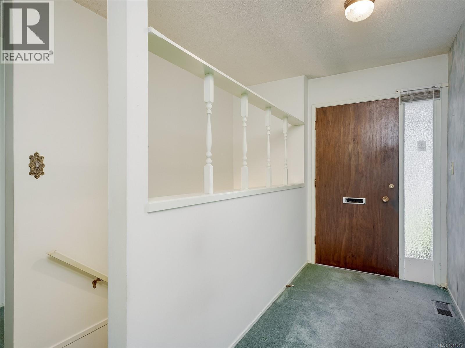 Property at 412 Gamble Pl image 3