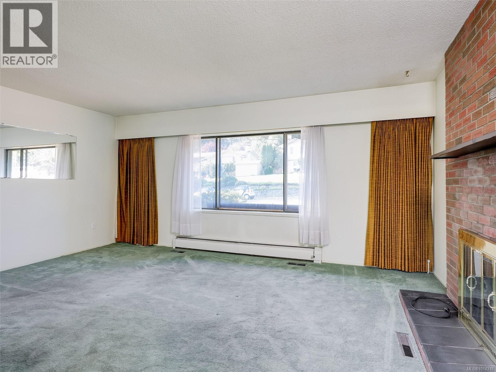 Property at 412 Gamble Pl image 5