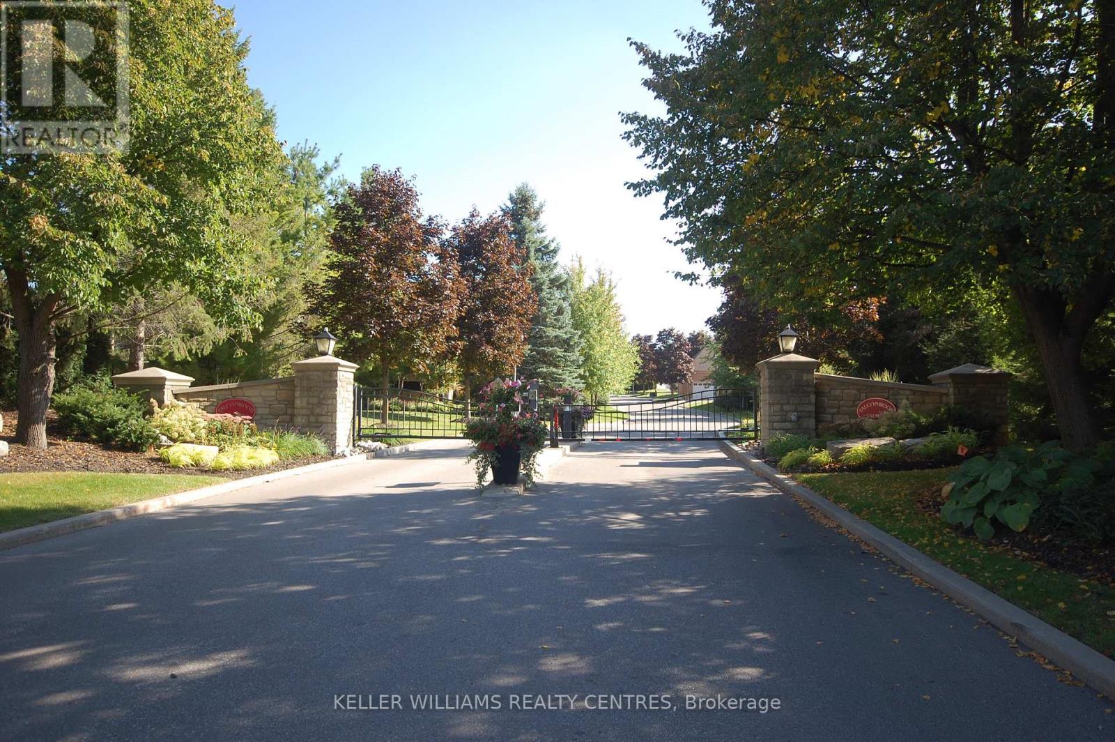 16 - 470 Falconwood Hollow W, Aurora, Ontario  L4G 7M1 - Photo 1 - N12412069