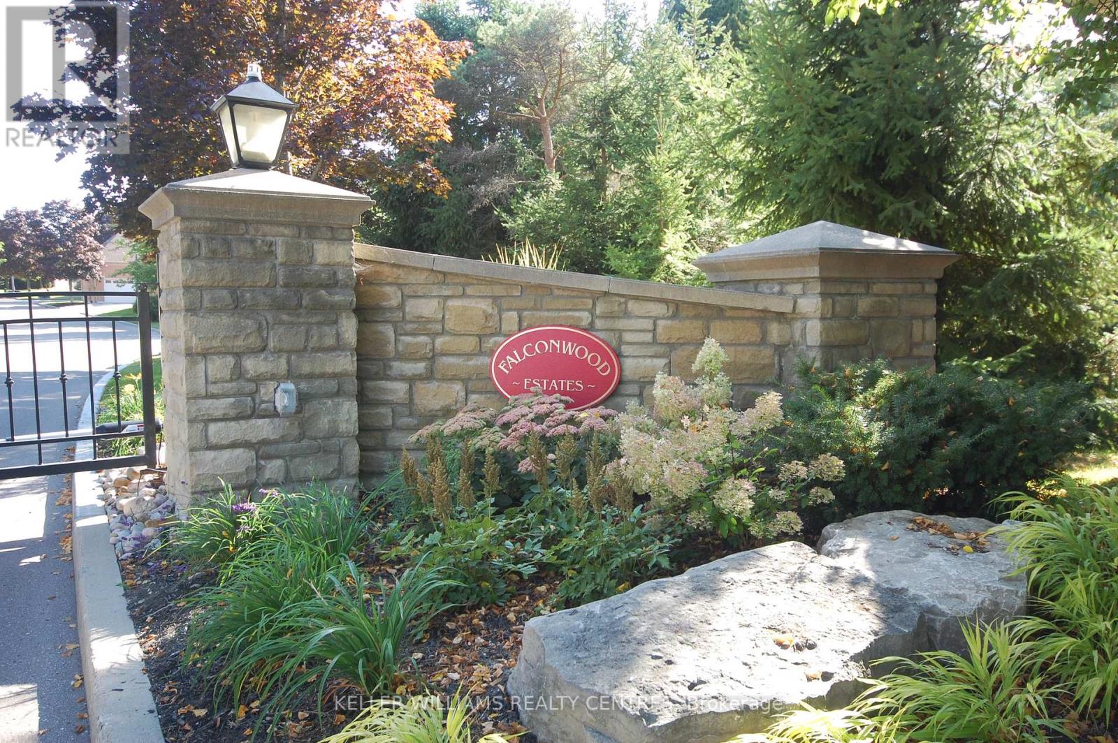 16 - 470 Falconwood Hollow W, Aurora, Ontario  L4G 7M1 - Photo 2 - N12412069
