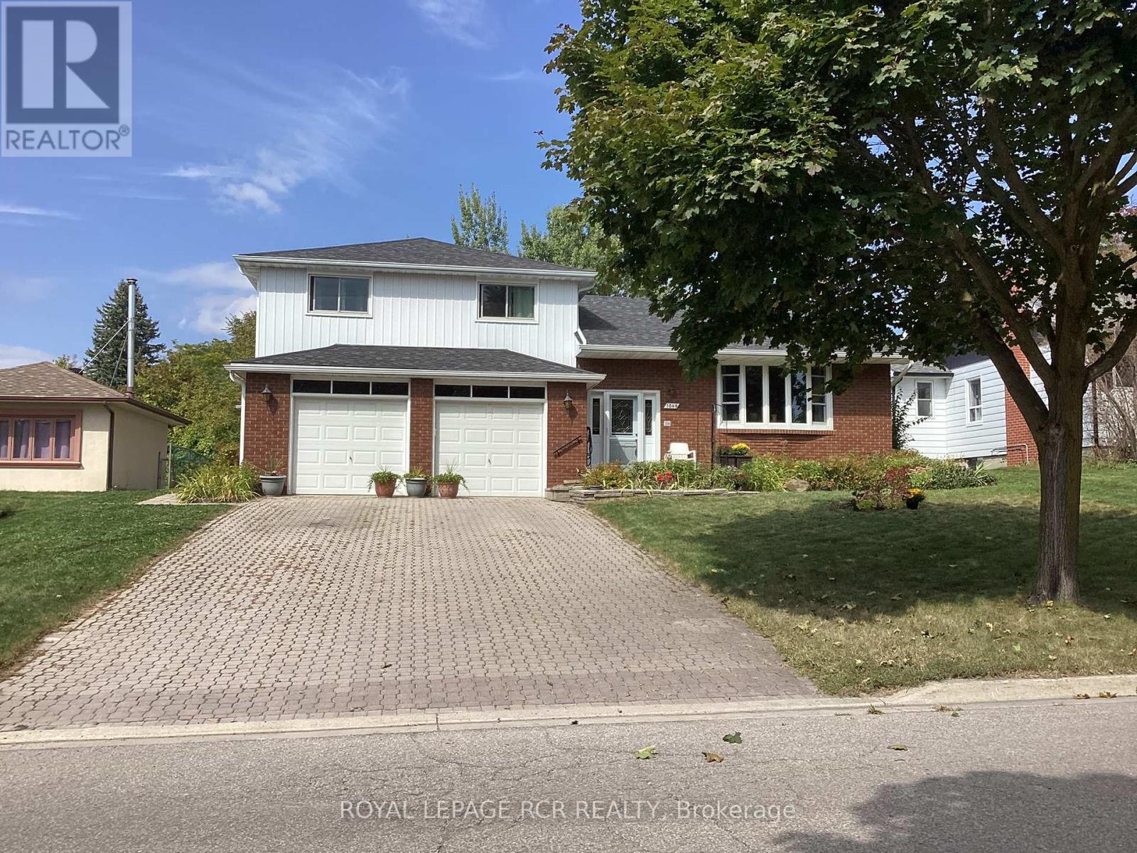 1049 Elgin Street, Newmarket (Huron Heights-Leslie Valley), Ontario  L3Y 3C3 - Photo 36 - N12412135