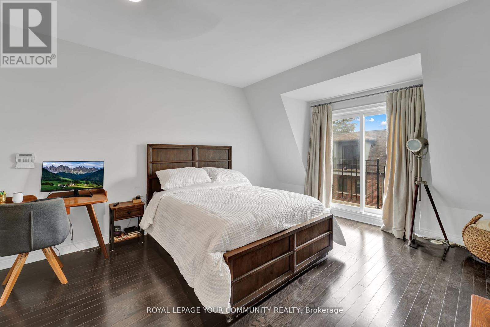 8327 Kipling Avenue, Vaughan, Ontario  L4L 2A7 - Photo 30 - N12412141