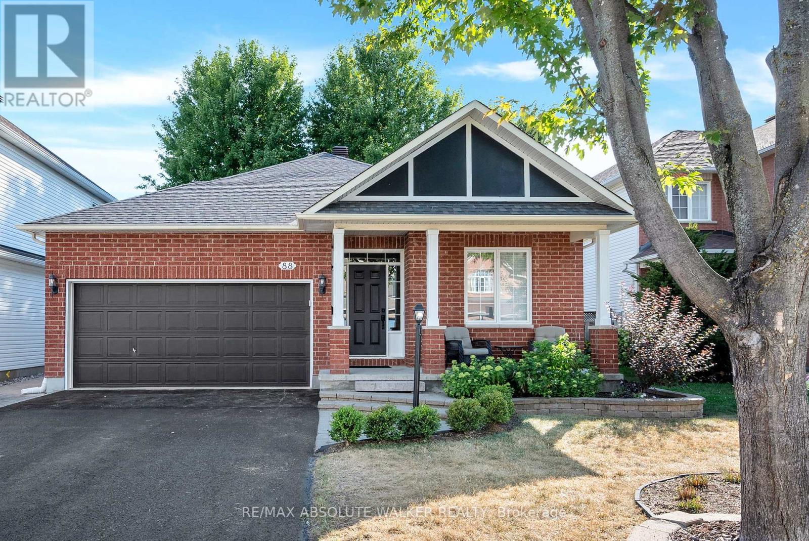 88 MAPLE STAND WAY, Ottawa, Ontario