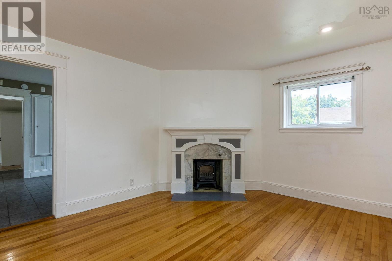 17 Melrose Avenue, Halifax, Nova Scotia  B3N 2E3 - Photo 23 - 202523062