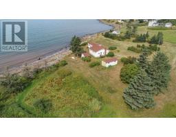 1472 Cape Split Rd