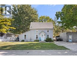 19 BOND AVENUE, Tilbury, Ontario
