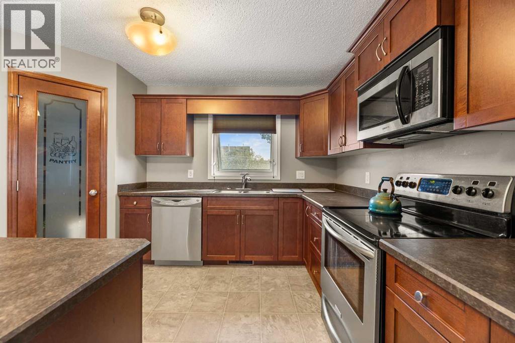 1509 16 Street, Didsbury, Alberta  T0M 0W0 - Photo 4 - A2258127