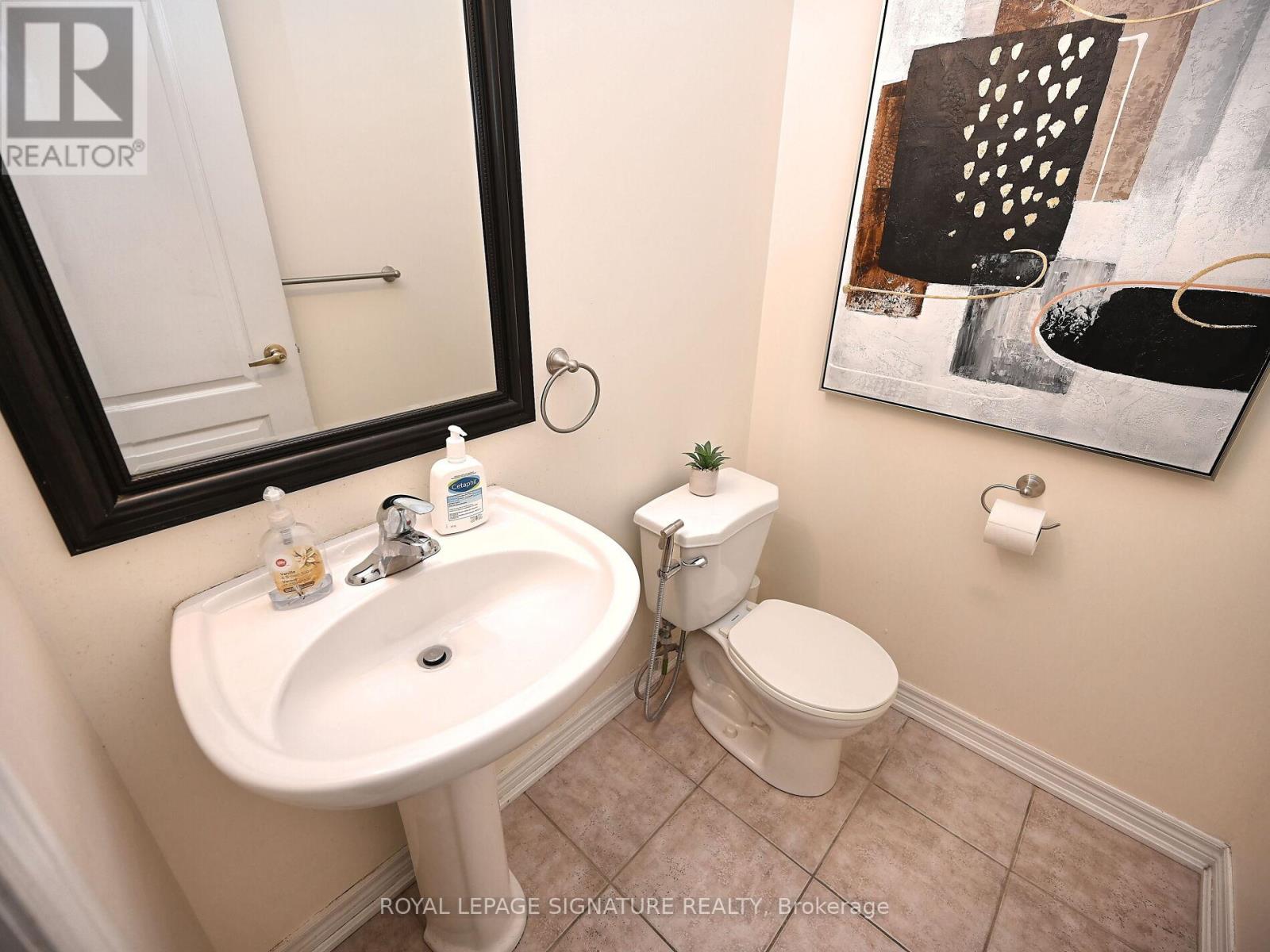 5523 Fudge Terrace, Mississauga, Ontario  L5M 0N3 - Photo 21 - W12412086