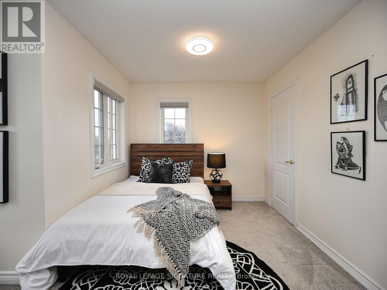5523 Fudge Terrace, Mississauga, Ontario  L5M 0N3 - Photo 29 - W12412086