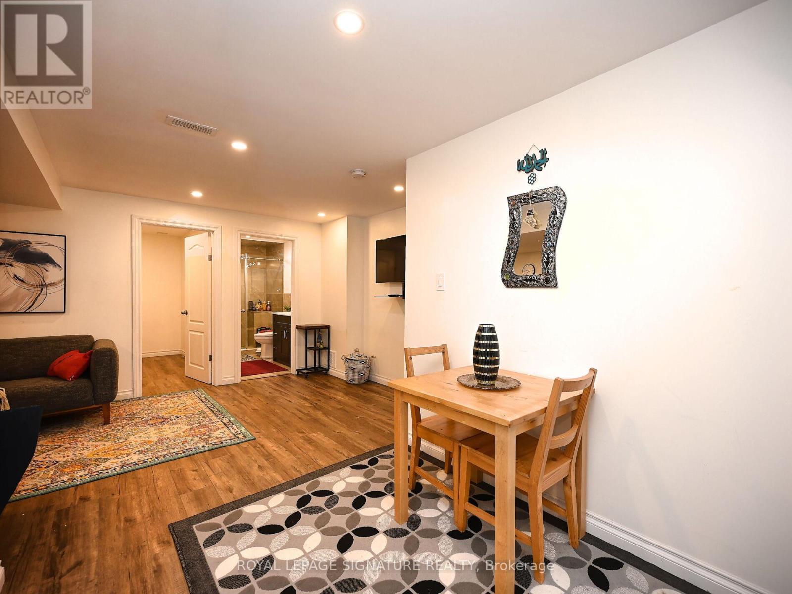 5523 Fudge Terrace, Mississauga, Ontario  L5M 0N3 - Photo 41 - W12412086