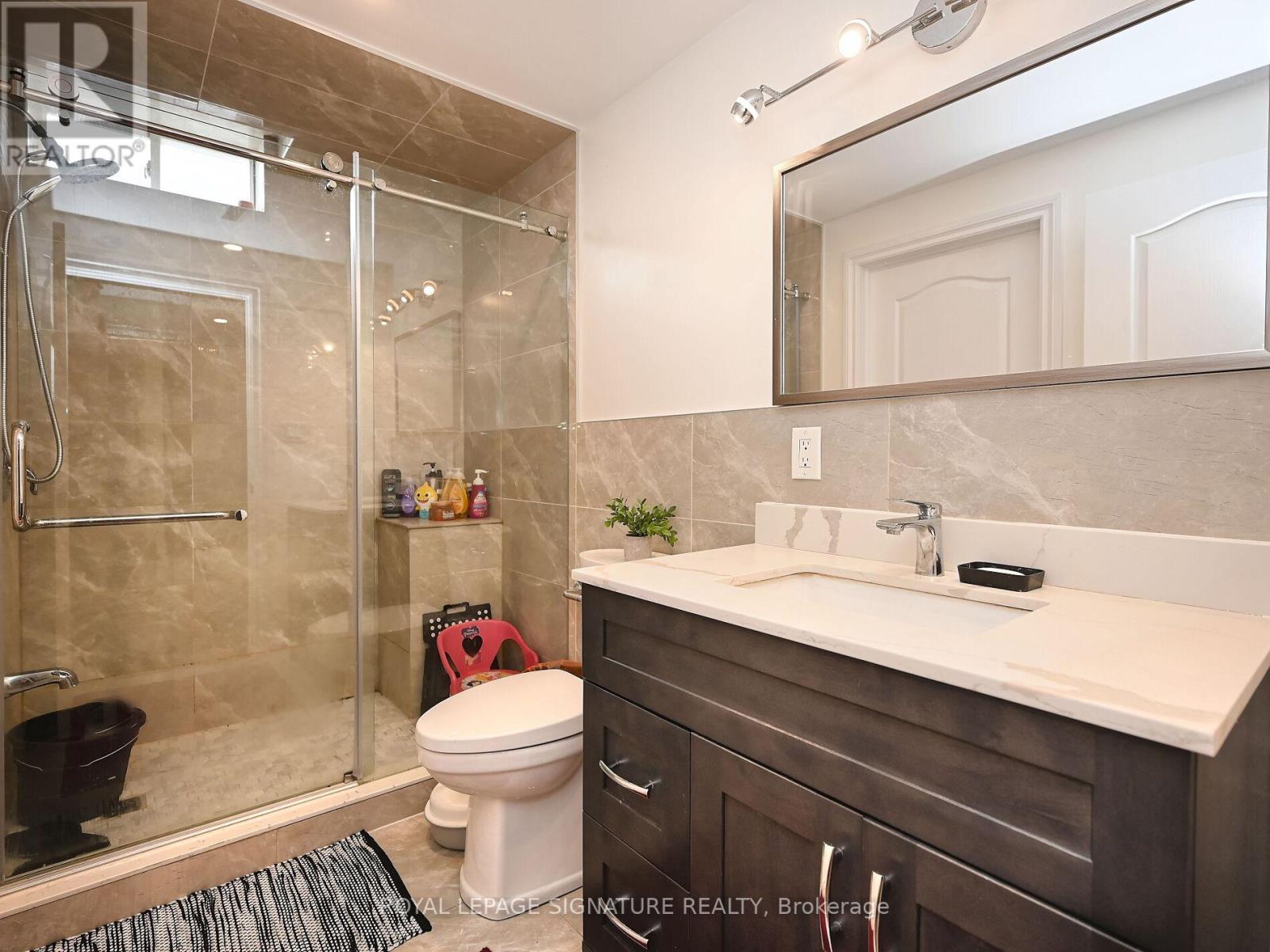 5523 Fudge Terrace, Mississauga, Ontario  L5M 0N3 - Photo 45 - W12412086