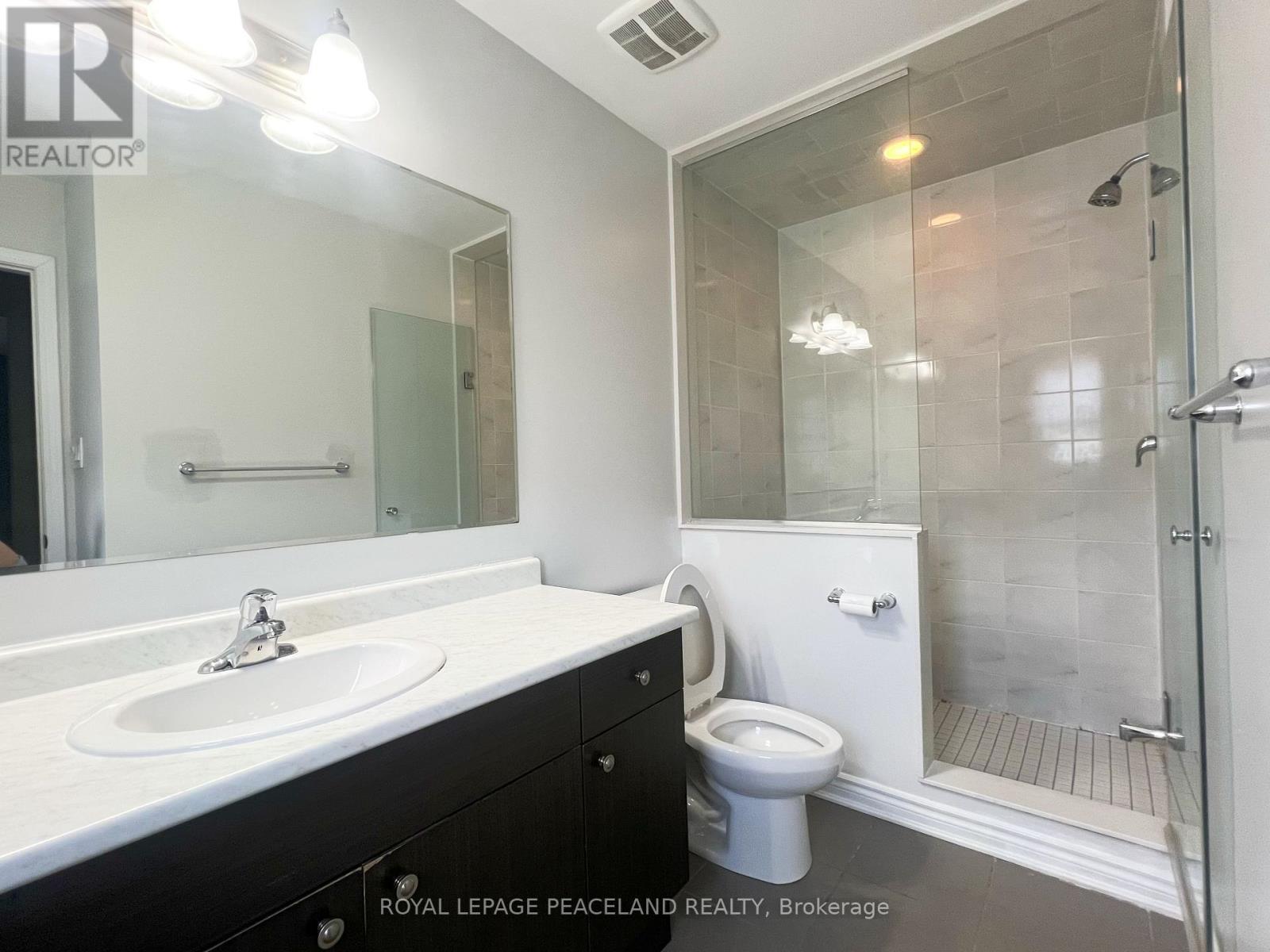 27 Leadenhall Road, Brampton, Ontario  L7A 4G4 - Photo 22 - W12412125