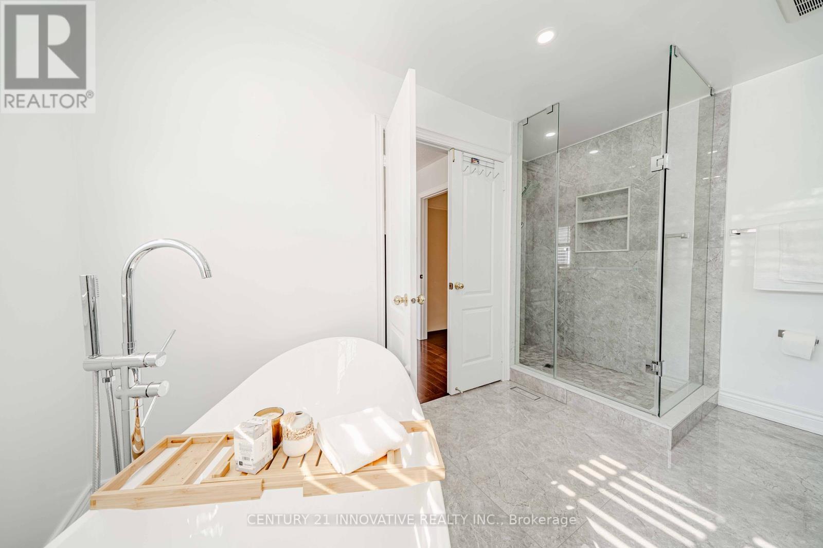 3145 Wrigglesworth Crescent, Mississauga, Ontario  L5M 6W7 - Photo 35 - W12412126