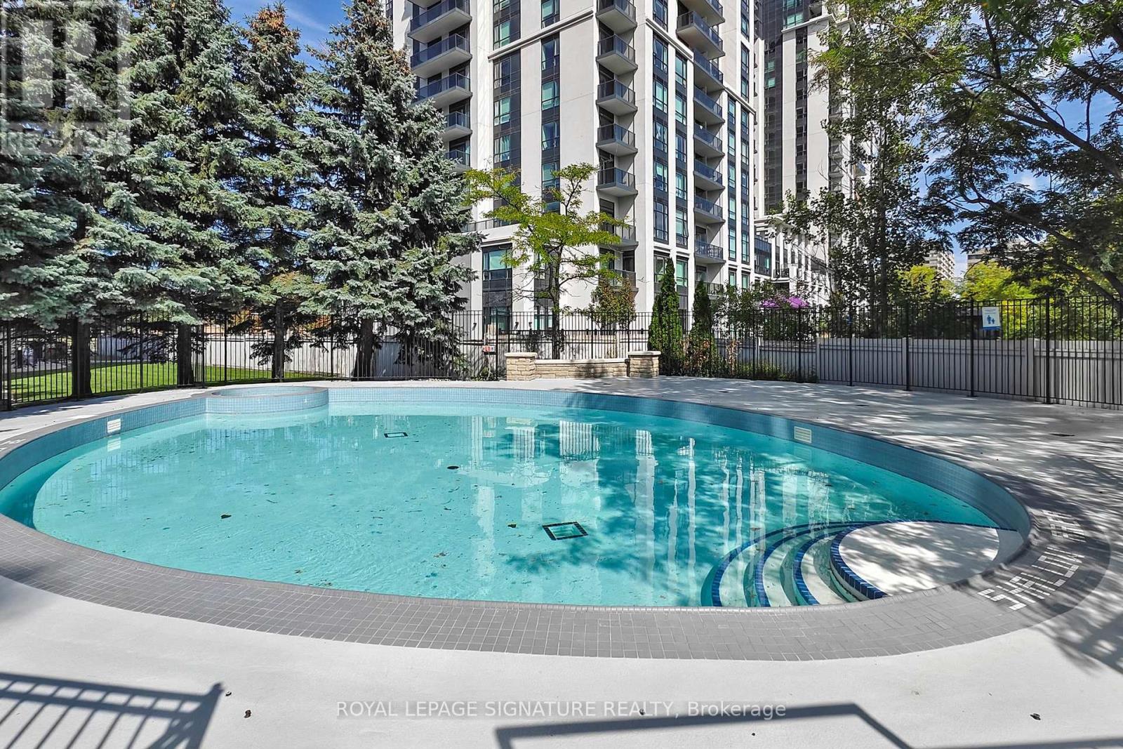 804 - 200 Burnhamthorpe Road E, Mississauga, Ontario  L5A 4L4 - Photo 30 - W12412132