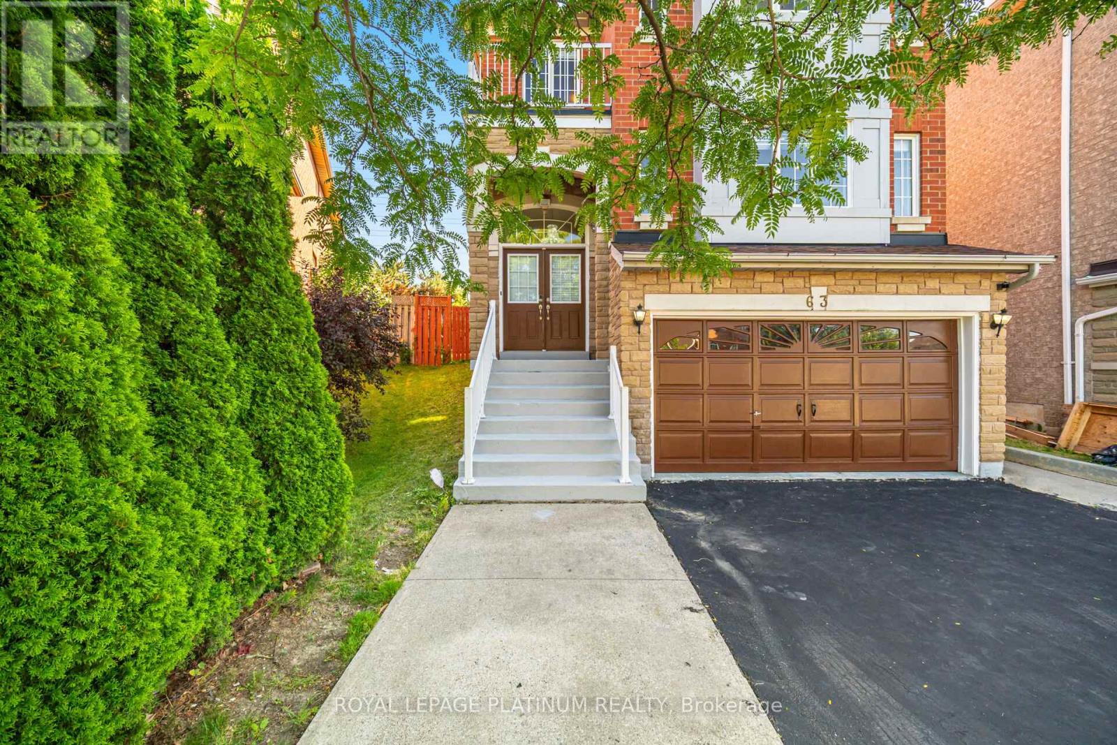 63 Culture Crescent, Brampton (Fletcher's Creek Village), Ontario  L6X 4X8 - Photo 2 - W12412137