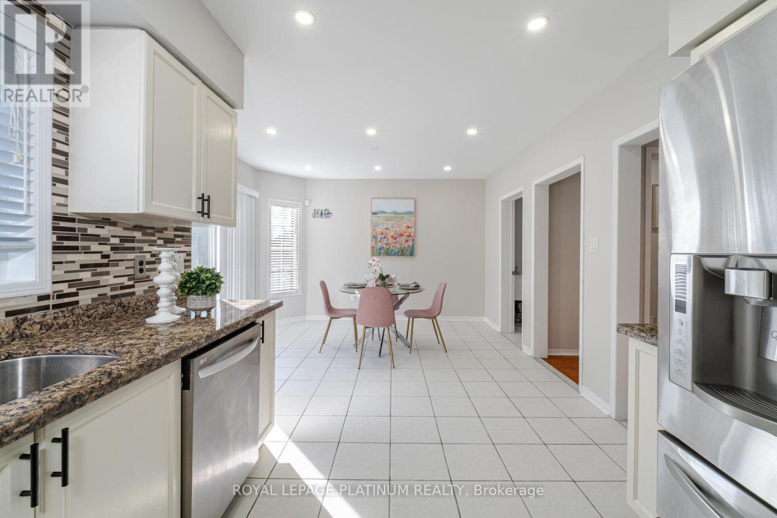 63 Culture Crescent, Brampton (Fletcher's Creek Village), Ontario  L6X 4X8 - Photo 21 - W12412137