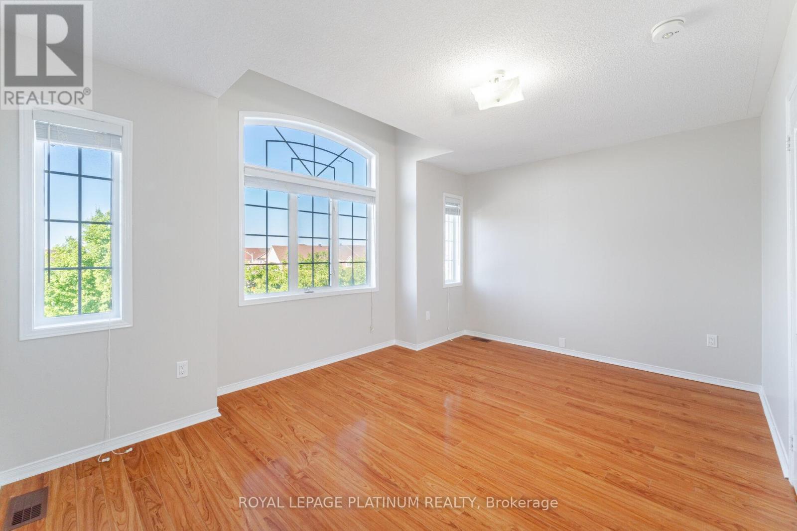 63 Culture Crescent, Brampton (Fletcher's Creek Village), Ontario  L6X 4X8 - Photo 35 - W12412137