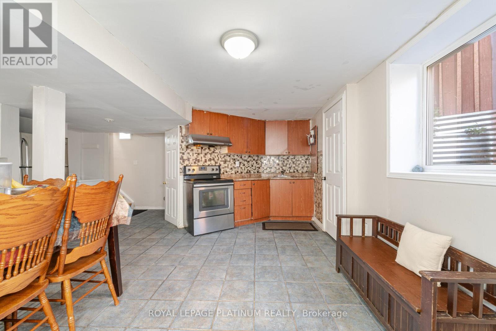 63 Culture Crescent, Brampton (Fletcher's Creek Village), Ontario  L6X 4X8 - Photo 41 - W12412137