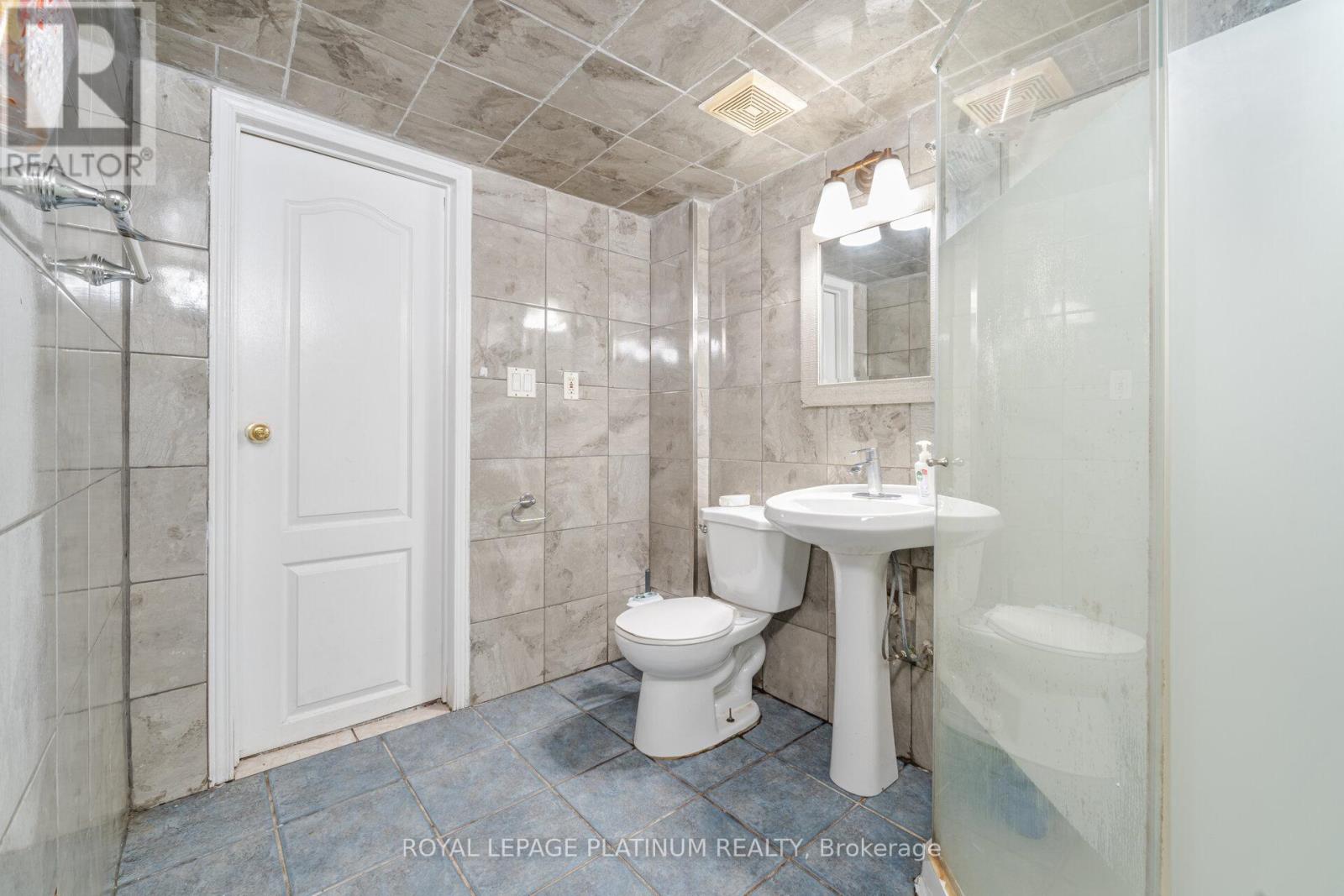 63 Culture Crescent, Brampton (Fletcher's Creek Village), Ontario  L6X 4X8 - Photo 47 - W12412137