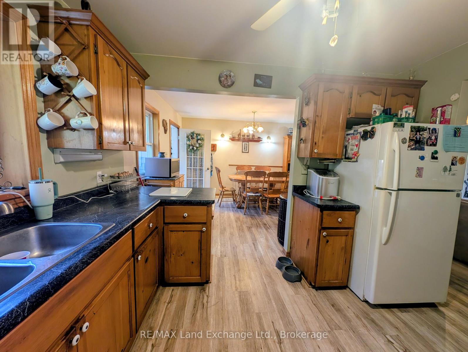 315045 Highway 6 Rr1 Highway, West Grey, Ontario  N0G 1R0 - Photo 5 - X12406935