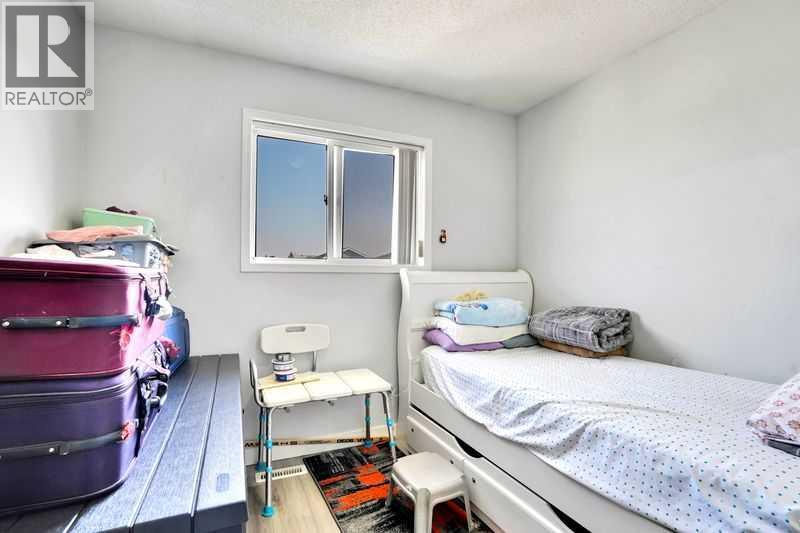 8 Martin Crossing Crescent Ne, Calgary, Alberta  T3J 3P3 - Photo 24 - A2257065