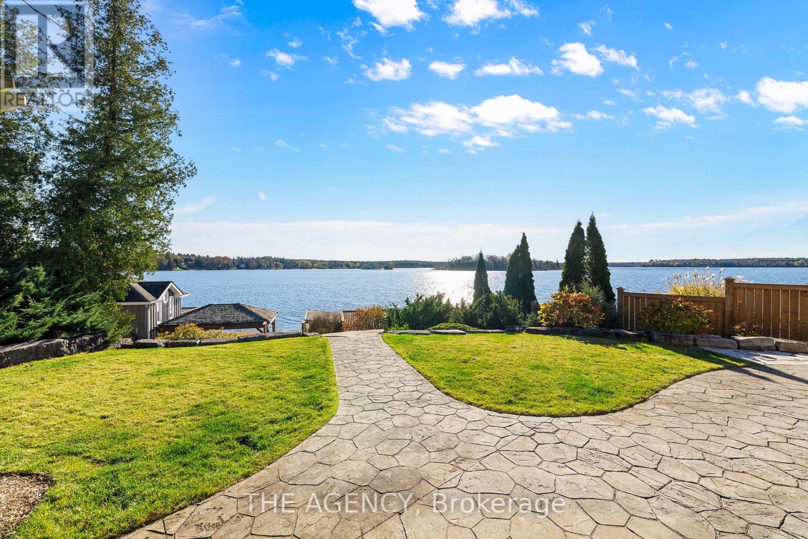 9 Lake Avenue E, Puslinch, Ontario  N3C 2V4 - Photo 25 - X12381174