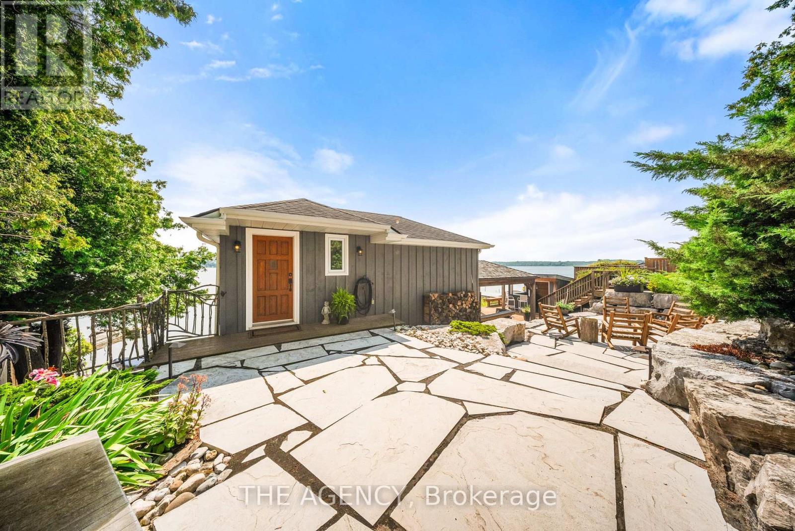 9 Lake Avenue E, Puslinch, Ontario  N3C 2V4 - Photo 36 - X12381174