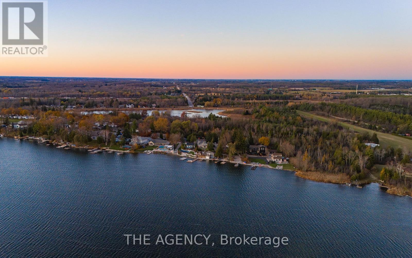 9 Lake Avenue E, Puslinch, Ontario  N3C 2V4 - Photo 44 - X12381174