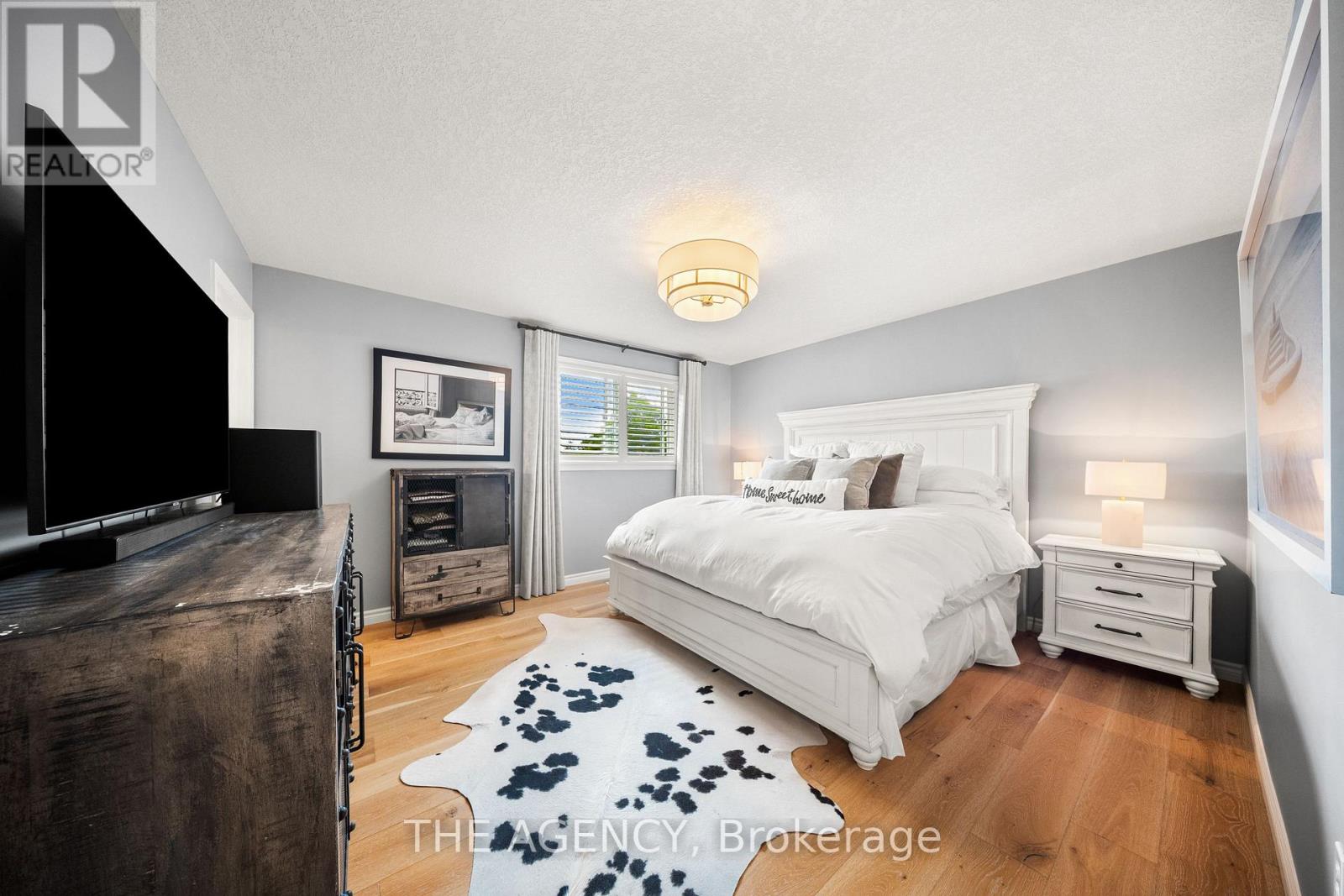 144 Endeavour Drive, Cambridge, Ontario  N3C 4C9 - Photo 13 - X12393604
