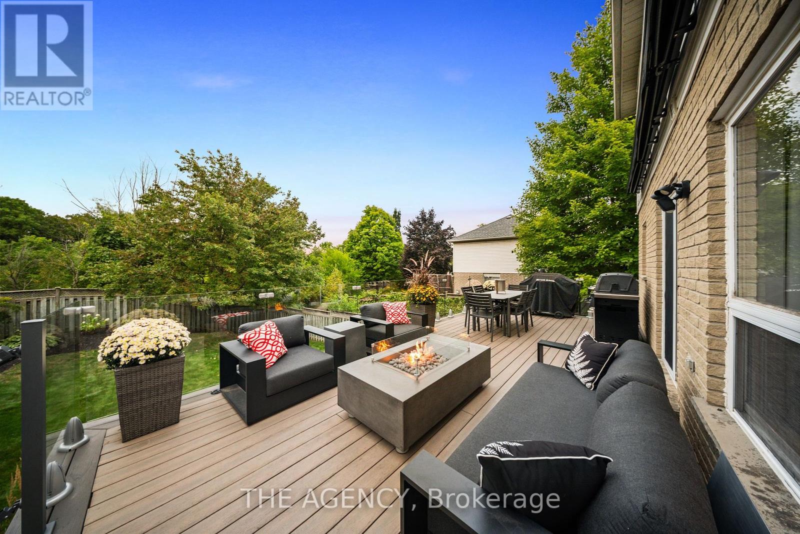 144 Endeavour Drive, Cambridge, Ontario  N3C 4C9 - Photo 32 - X12393604