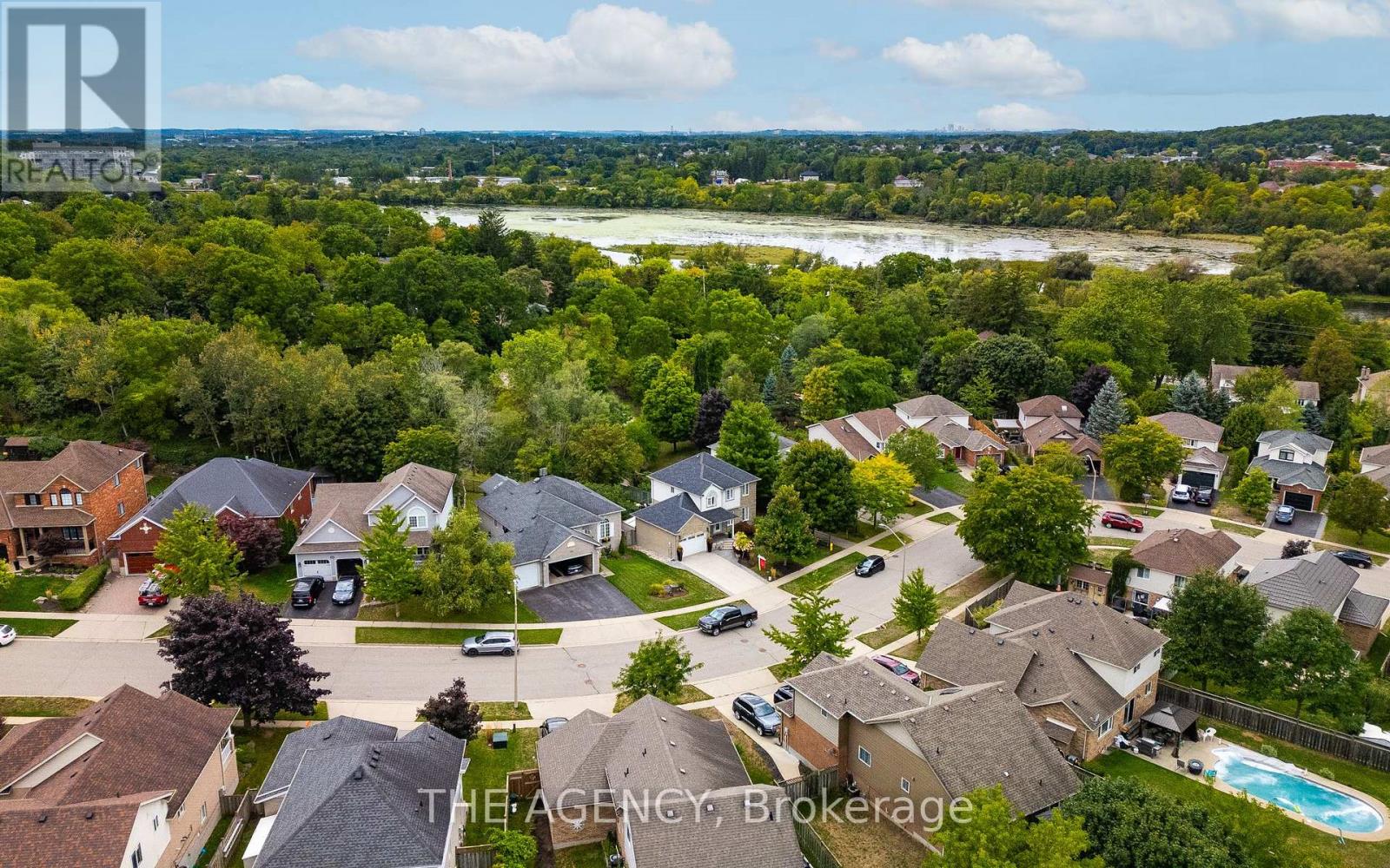 144 Endeavour Drive, Cambridge, Ontario  N3C 4C9 - Photo 33 - X12393604