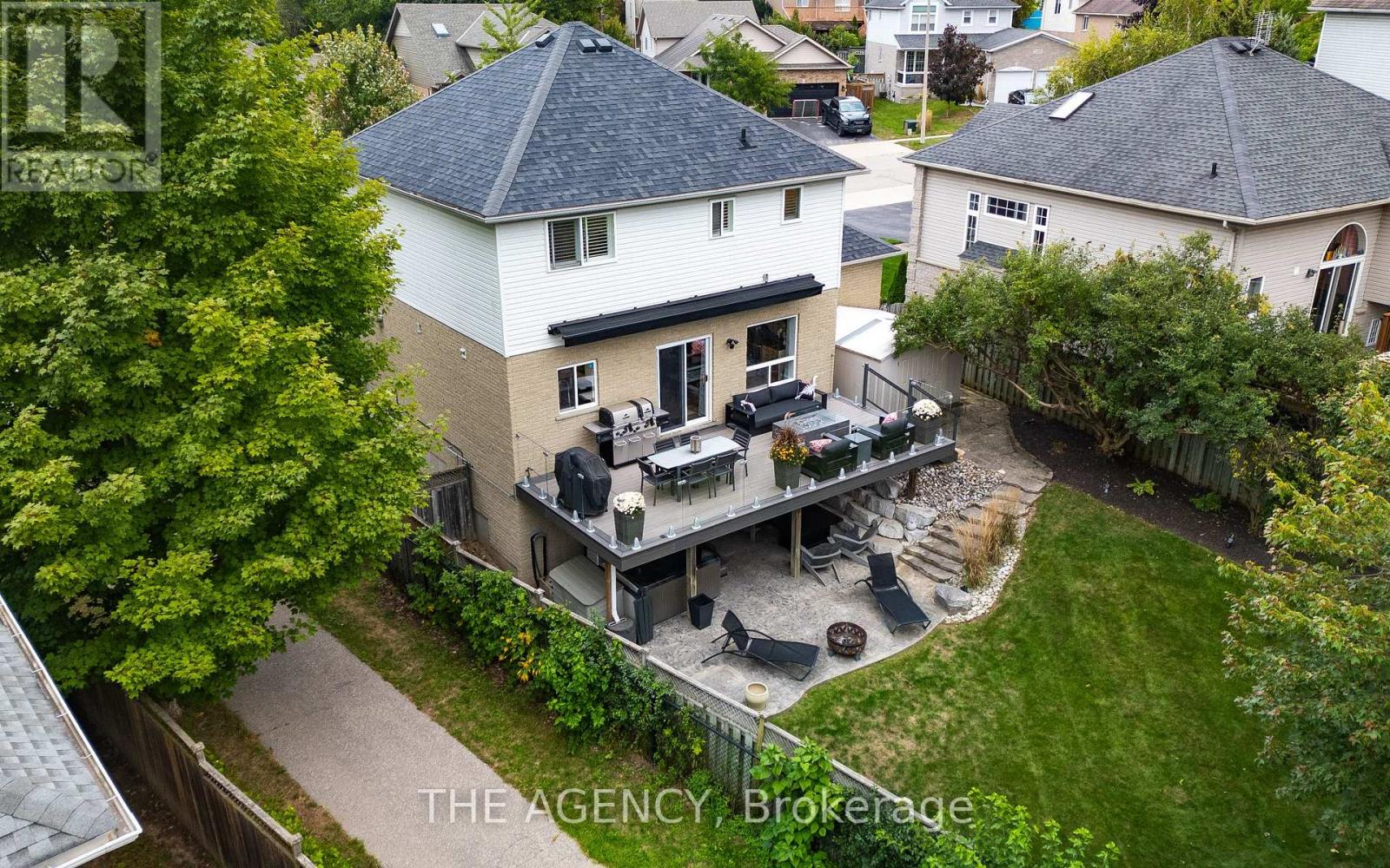 144 Endeavour Drive, Cambridge, Ontario  N3C 4C9 - Photo 39 - X12393604