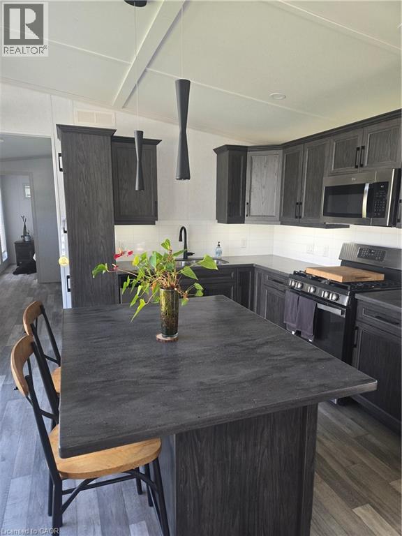 22220 Charing Cross Road Unit# 30, Chatham, Ontario  N7M 5V8 - Photo 13 - 40770690