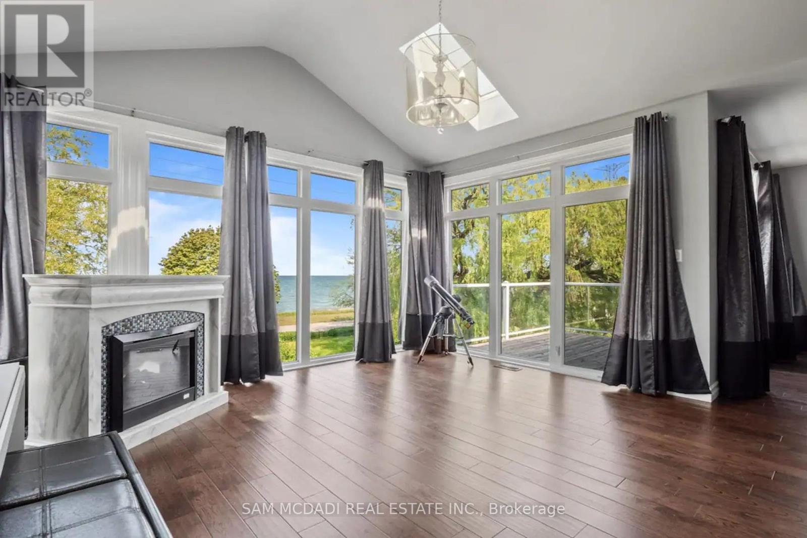 187 Beach Boulevard, Hamilton, Ontario  L8H 6V8 - Photo 20 - X12412072